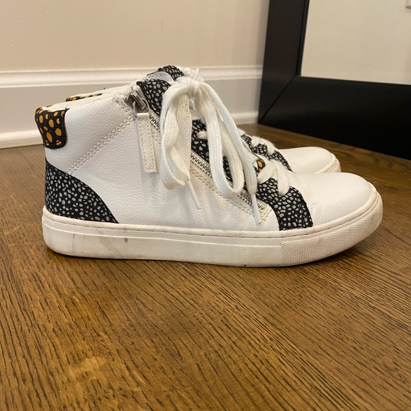 Universal Thread Brooklin High Top Sneakers - Picture 6 of 8